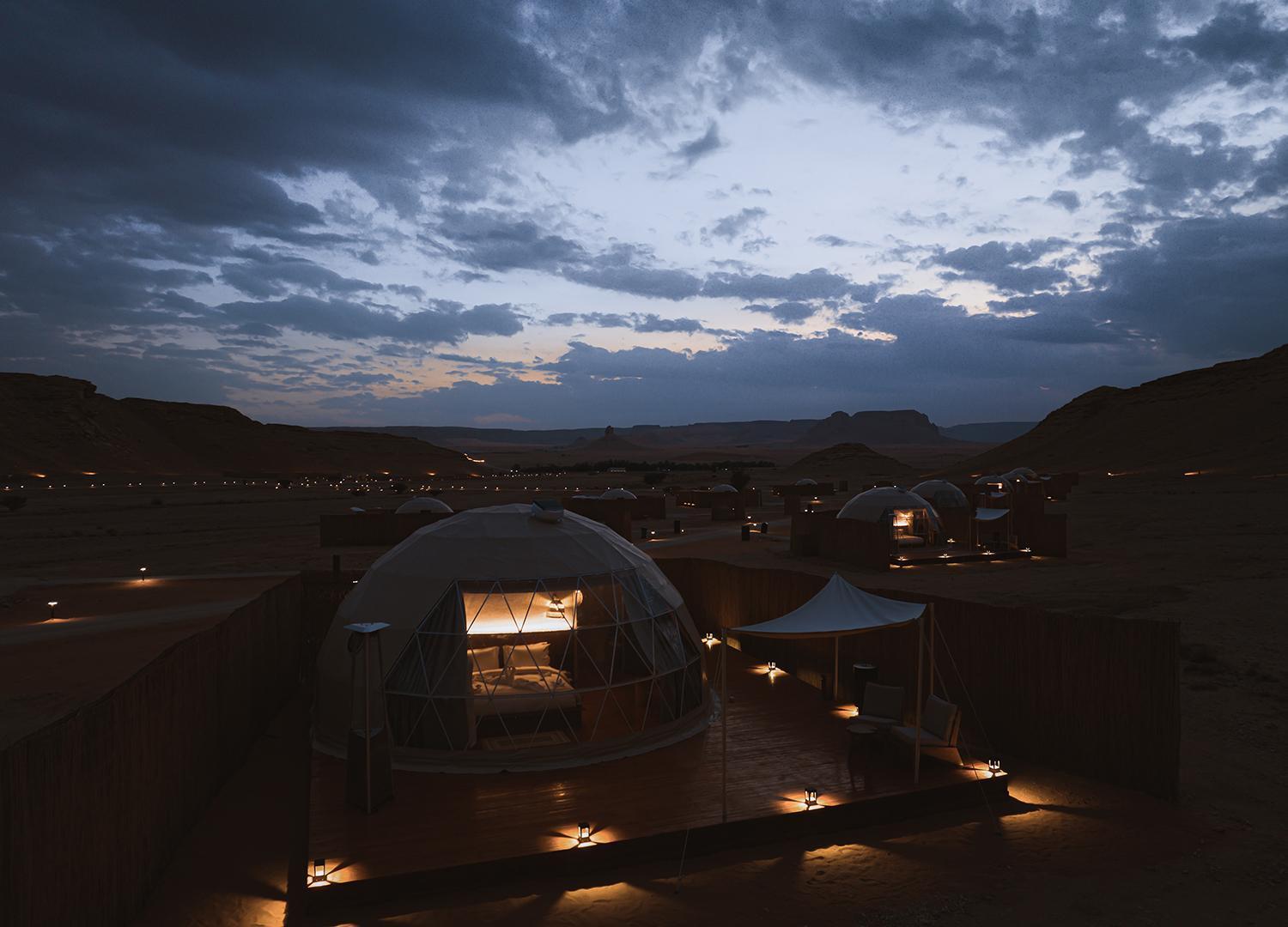 Luxury tent Pauseaway At Tuwaiq House